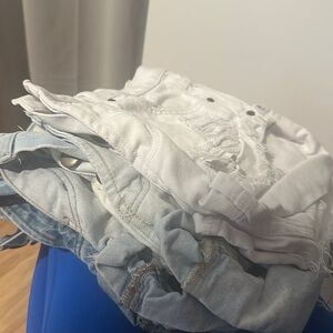 Bundle of 4 shorts